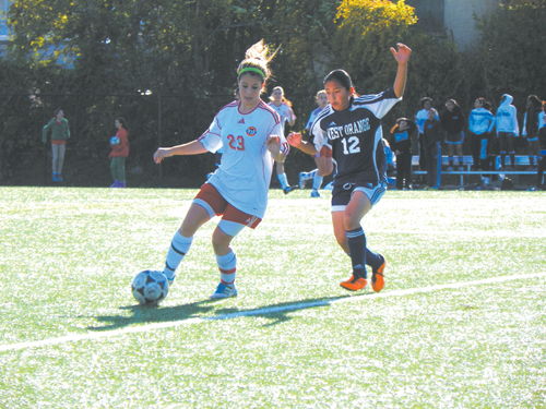 11-9 soccer roundupweb