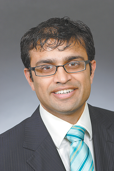 Dr. Dhiren Dave robotic surgeon robotic surgery cancer Urology