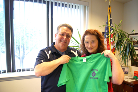 Photo by Karen Zautyk
Nutley Commissioner Mauro
Tucci and Brenda Sherman of the
Nutley Irish American Alliance are
ready for the Relay For Life.